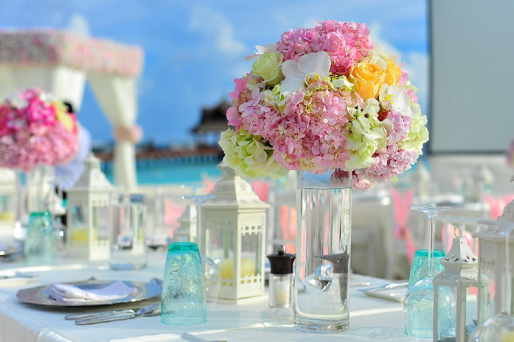 Kwiaty na ślub i wesele, czyli wszystko o dekoracjach